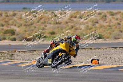 media/Oct-08-2023-CVMA (Sun) [[dbfe88ae3c]]/Race 3 Amateur Supersport Middleweight/